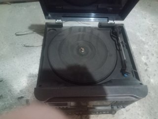TOCADISCOS SHARP