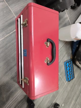 Caja herramientas metálica LUX con carraca Wurth