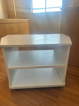 Mesa TV blanca con cristal