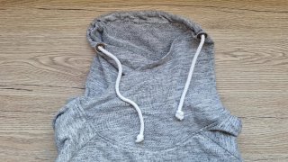 Sudadera gris cuello alto - Talla L