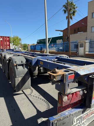 ALQUILER PORTACONTENEDORES CON TRABAJO