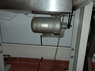 Máquina de coser cuero y avarcas.  Buen estado