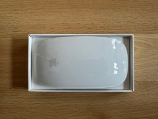 Apple Magic Mouse blanco y Plata
