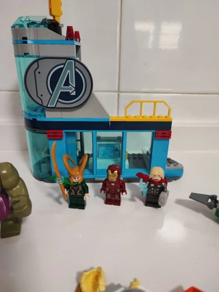 Lego Avengers 76152