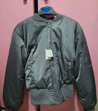 Chaqueta bomber gris Primark Talla S