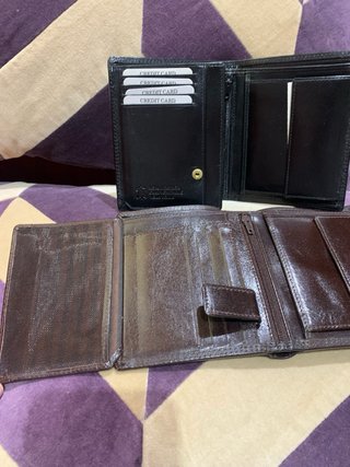 Carteras de piel (negras y marrones)