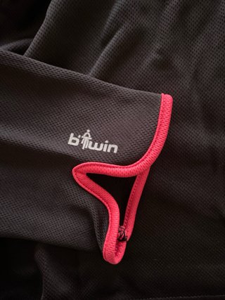 Felpa buke/running nera con zip e dettagli fucsia