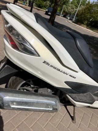 Suzuki Burgman 400