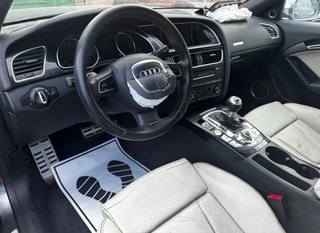 Audi RS5 2011