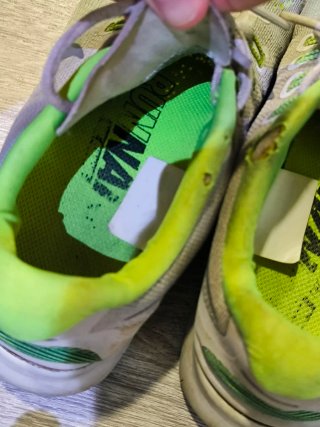 Zapatillas Nike grises y verdes Nike free RN flyki