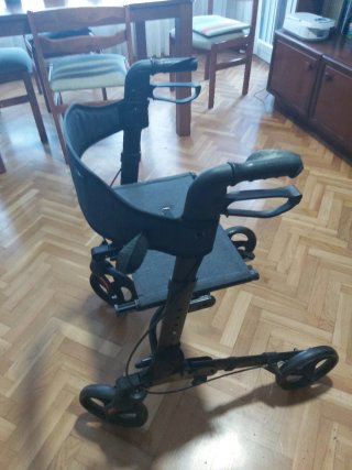 Andador aluminio con freno