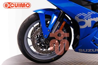 SUZUKI GSX-8R
