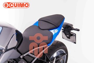 SUZUKI GSX-8R