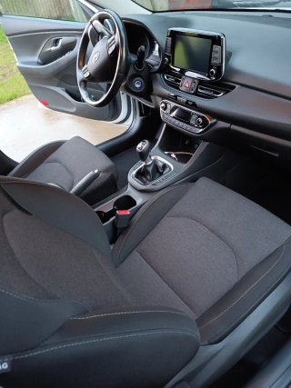 Hyundai i30 2021
