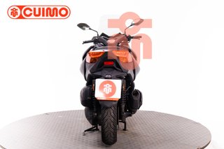 YAMAHA XMAX 300