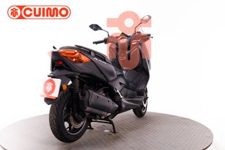 YAMAHA XMAX 300