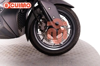 YAMAHA XMAX 300
