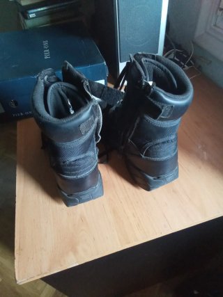 Botas negras de trabajo MAGNUM