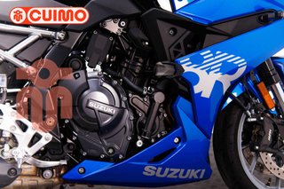 SUZUKI GSX-8R