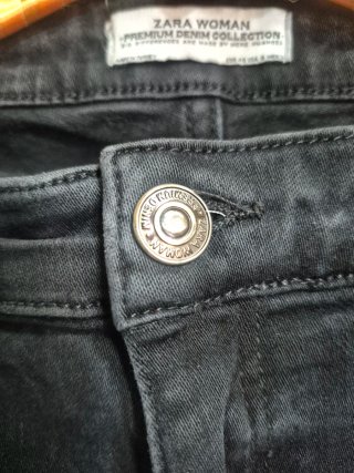 Vaqueros Zara Woman Negros