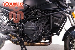 QJ MOTOR SRT 900 SX
