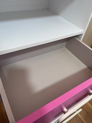 Escritorio juvenil blanco y rosa con cajones