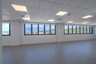 Oficina en alquiler en Sant Just Desvern