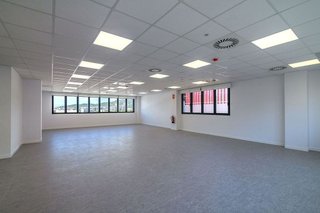 Oficina en alquiler en Sant Just Desvern
