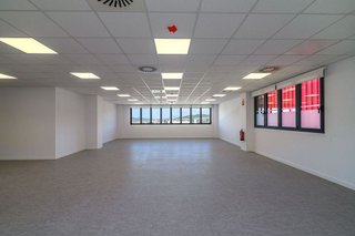 Oficina en alquiler en Sant Just Desvern
