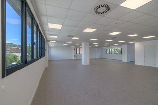 Oficina en alquiler en Sant Just Desvern