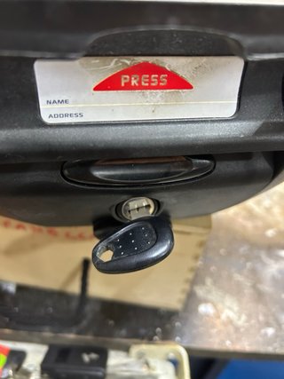 Bauletto Givi nero per maxi scooter