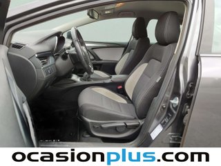 Toyota Avensis 1.8 140 Advance 108 kW (147 CV)
