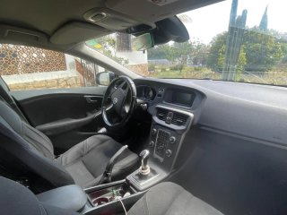 Volvo V40 2014