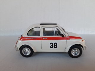 1/18 MODELLO FIAT 500 ABARTH 595 SS NO BURAGO
