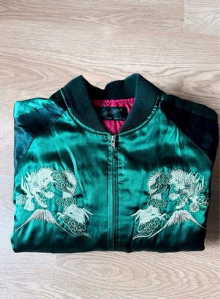 Cazadora Sukajan Hoshihime Bordada Dragones