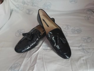 Zapatos planos Zara Basic negros brillantes
