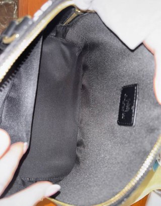Bolso Coach Negro y Blanco con Lazos