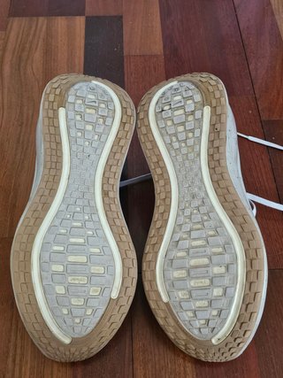 Nike Vomero Plus