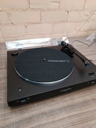 AVERIADO Audio-Technica LP3XBTBK Giradiscos Inalám