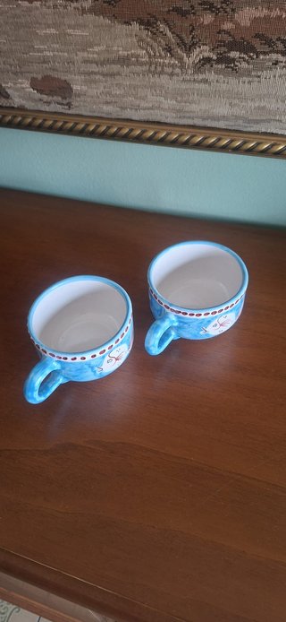 Tazze in ceramica artigianale italiana