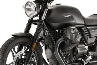Moto Guzzi V7 III Stone Negra