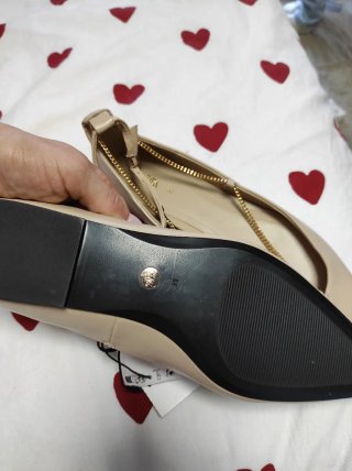 Zara Bailarinas Beige Talla 39 con Cadena Dorada