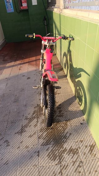 Clipic 50 Trial Roja