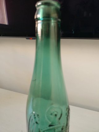 Botella Antigua Cerveza Águila Verde