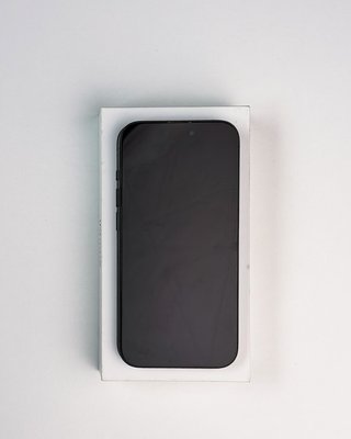iPhone 15 Pro 128GB Negro Titanio
