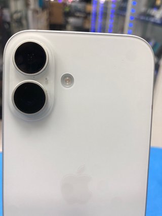 iPhone 16 128GB 100% 30 clcl