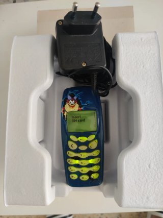 Nokia 3310 azul libre con cargador