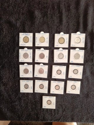 20 Monedas: 3 Plata, 17 Pesetas, 2x50 Céntimos