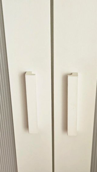 Armario IKEA BRIMNES 2 puertas