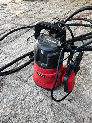 Bomba de agua Einhell GC-DP 7835